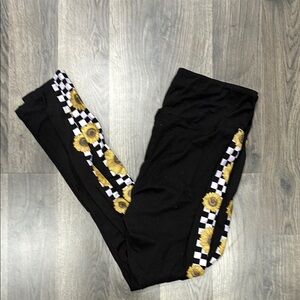 Black Sunflower Leggings
